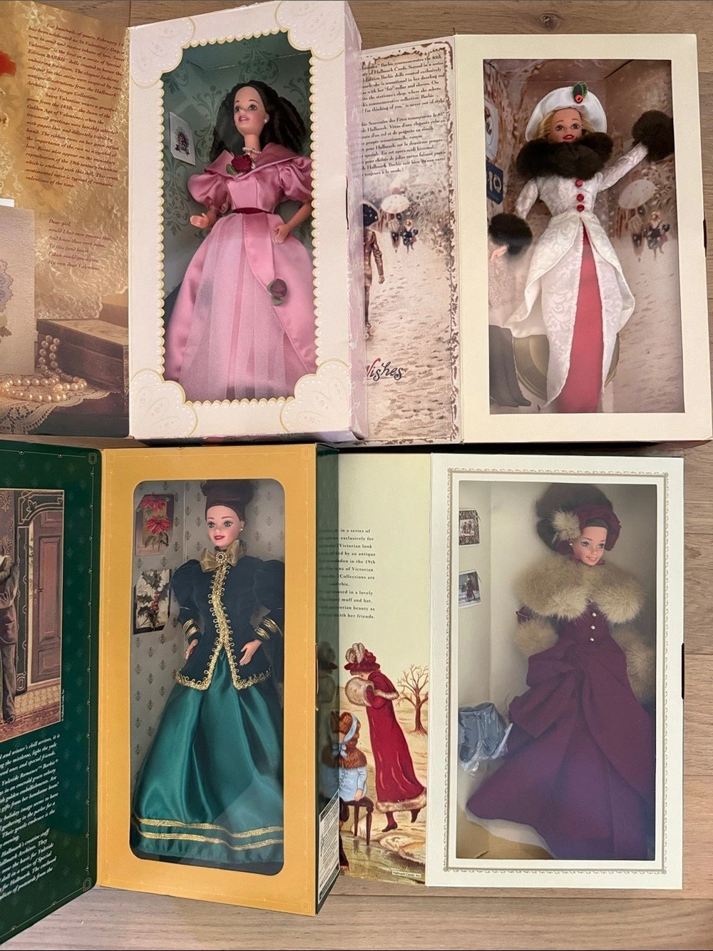 Mattel Barbie Holiday Memories Victorian Elegance Sweet Valentine Doll Set